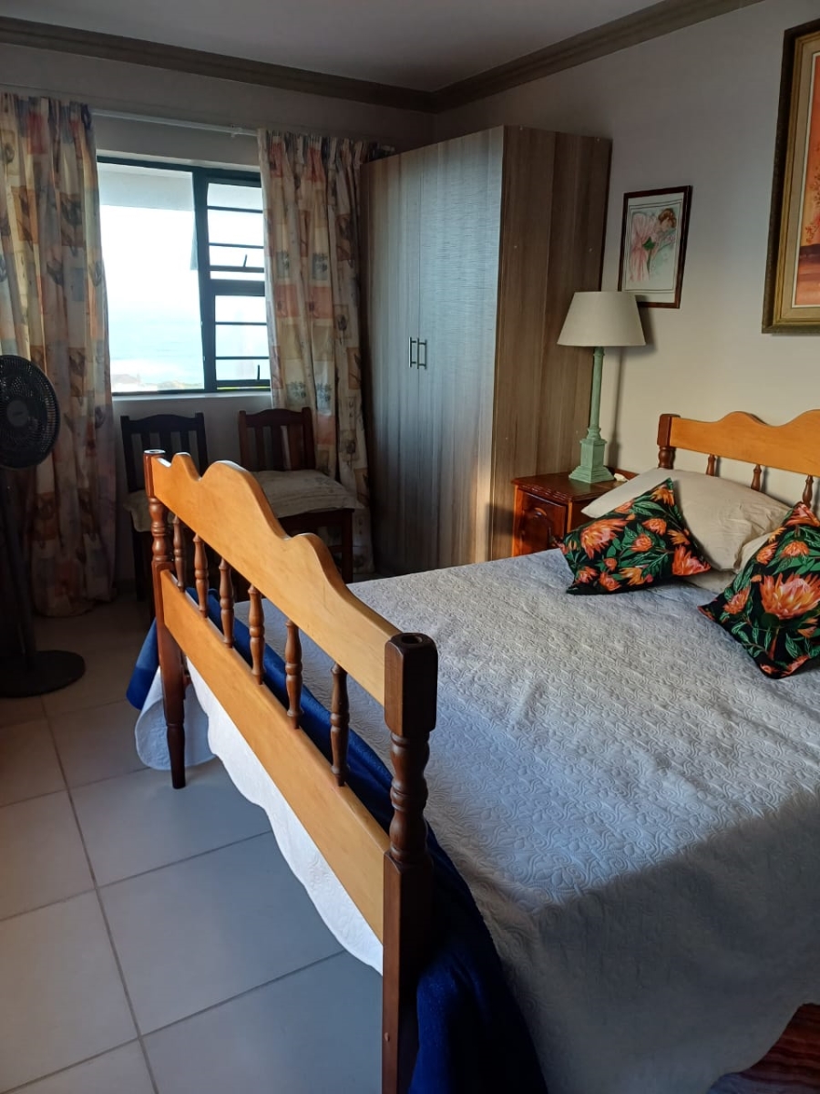 To Let 1 Bedroom Property for Rent in Outeniqua Strand Western Cape